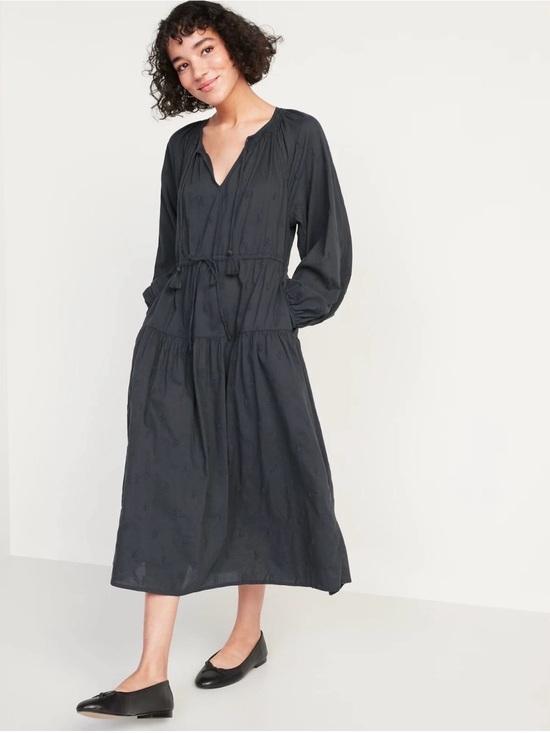 Old Navy Dresses & Skirts - NWT OLD NAVY WAIST DEFINED EMBROIDERED MIDI
